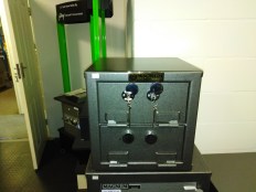 Magn gun locker